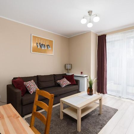 Czarnieckiego Apartment With Balcony Poznan By Noclegi Renters Extérieur photo